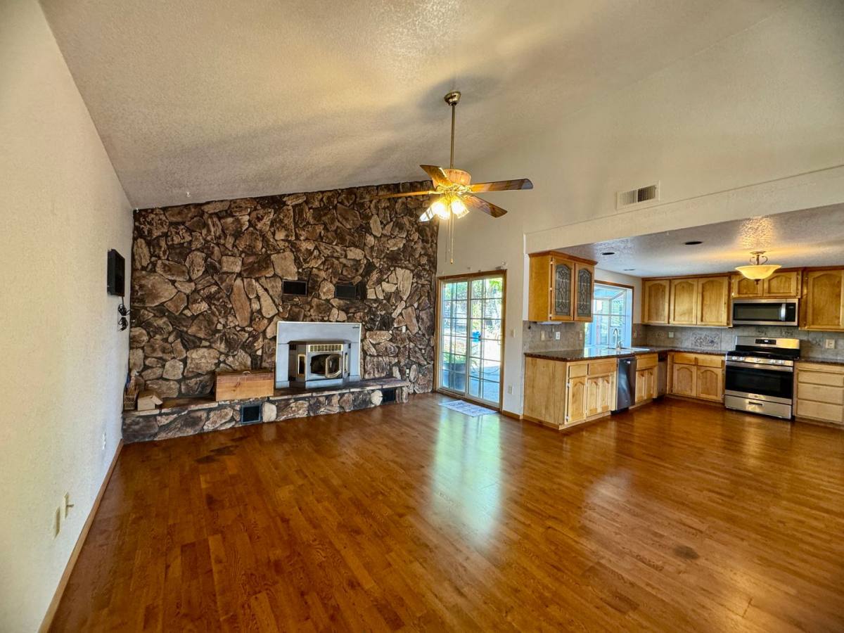 House for rent at 2555 Westridge Dr, Shingle Springs, CA 95682