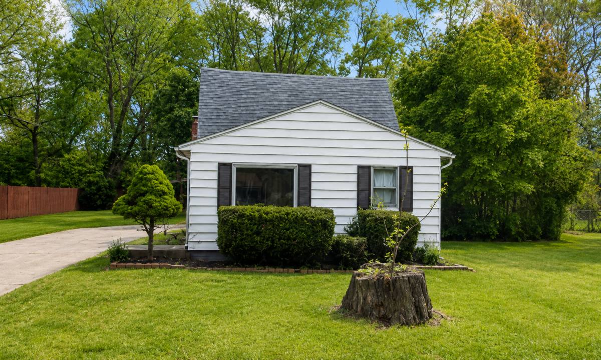 House for rent at 52626 Hastings St, South Bend, IN 46637