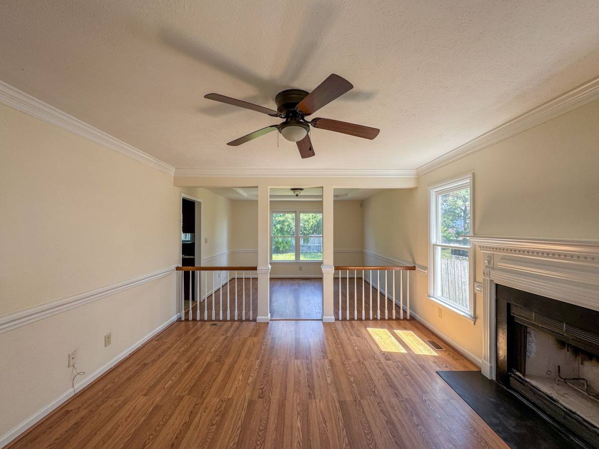 House for rent at 821 Connaly Dr, Hope Mills, NC 28348