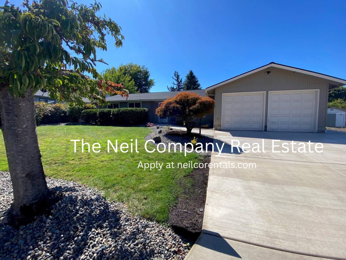 House for rent at 3045 W Shasta Ave, Roseburg, OR 97471