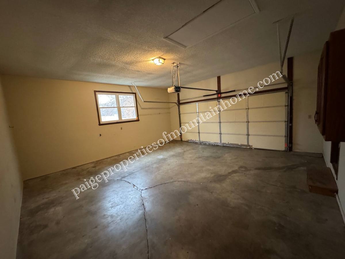 House for rent at 1809 Eagle, Mountain Home, AR 72653