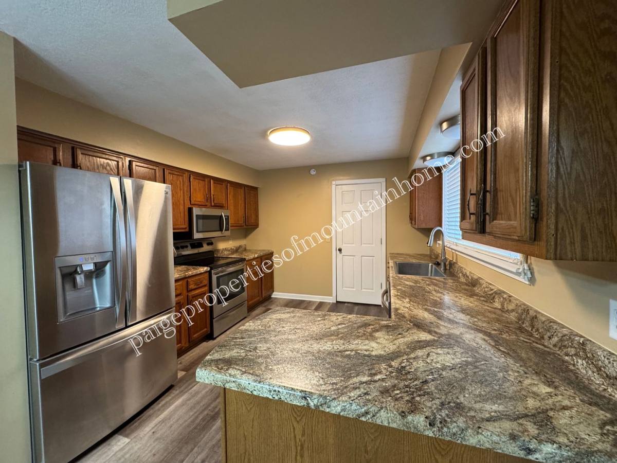 House for rent at 1809 Eagle, Mountain Home, AR 72653