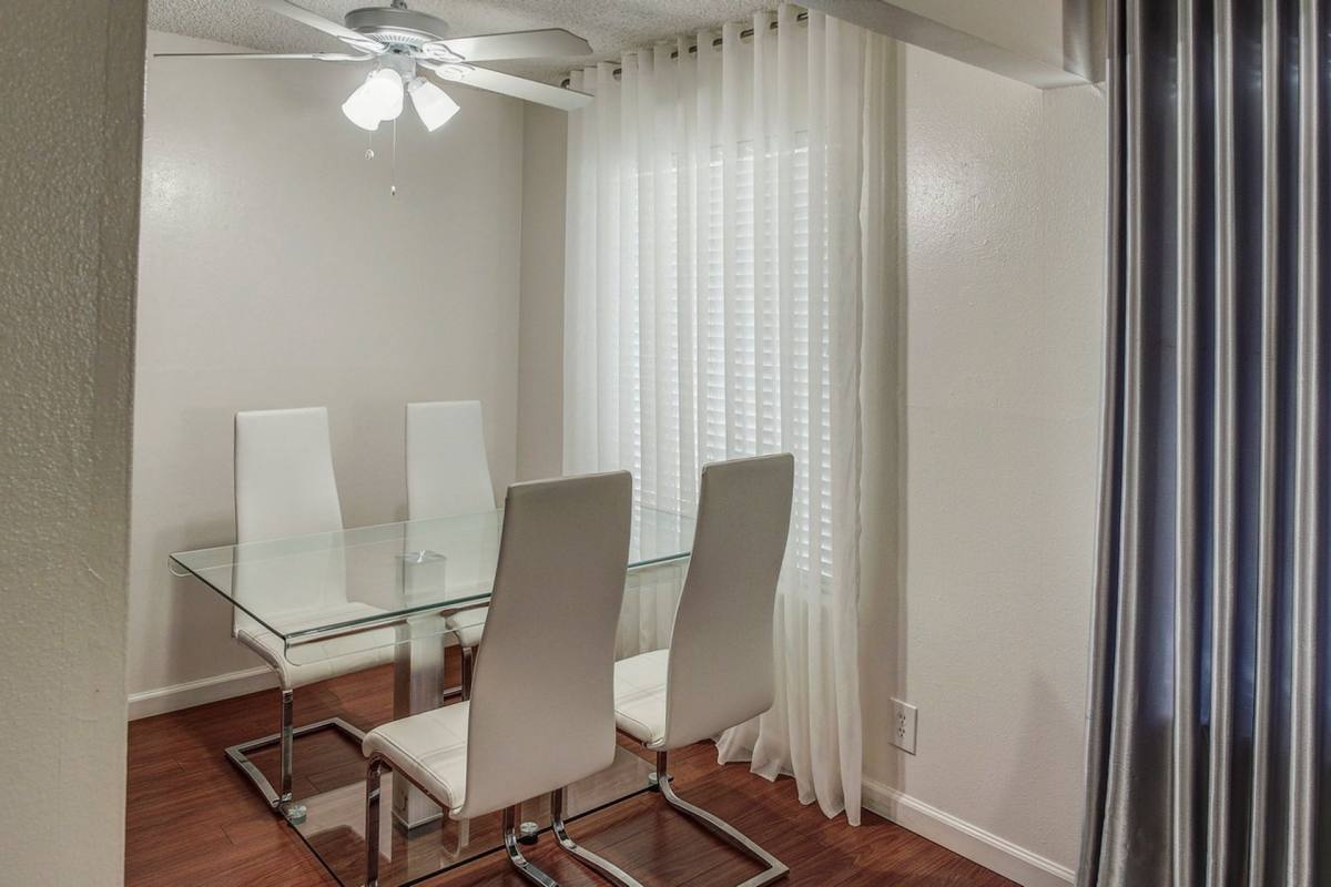Apartment for rent at 5300 Hackberry Lane, Sacramento, CA 95841