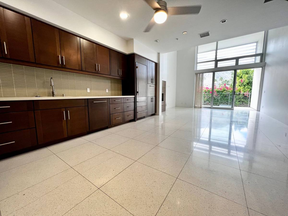 Apartment for rent at 803 N Palm Canyon Dr, Palm Springs, CA 92262