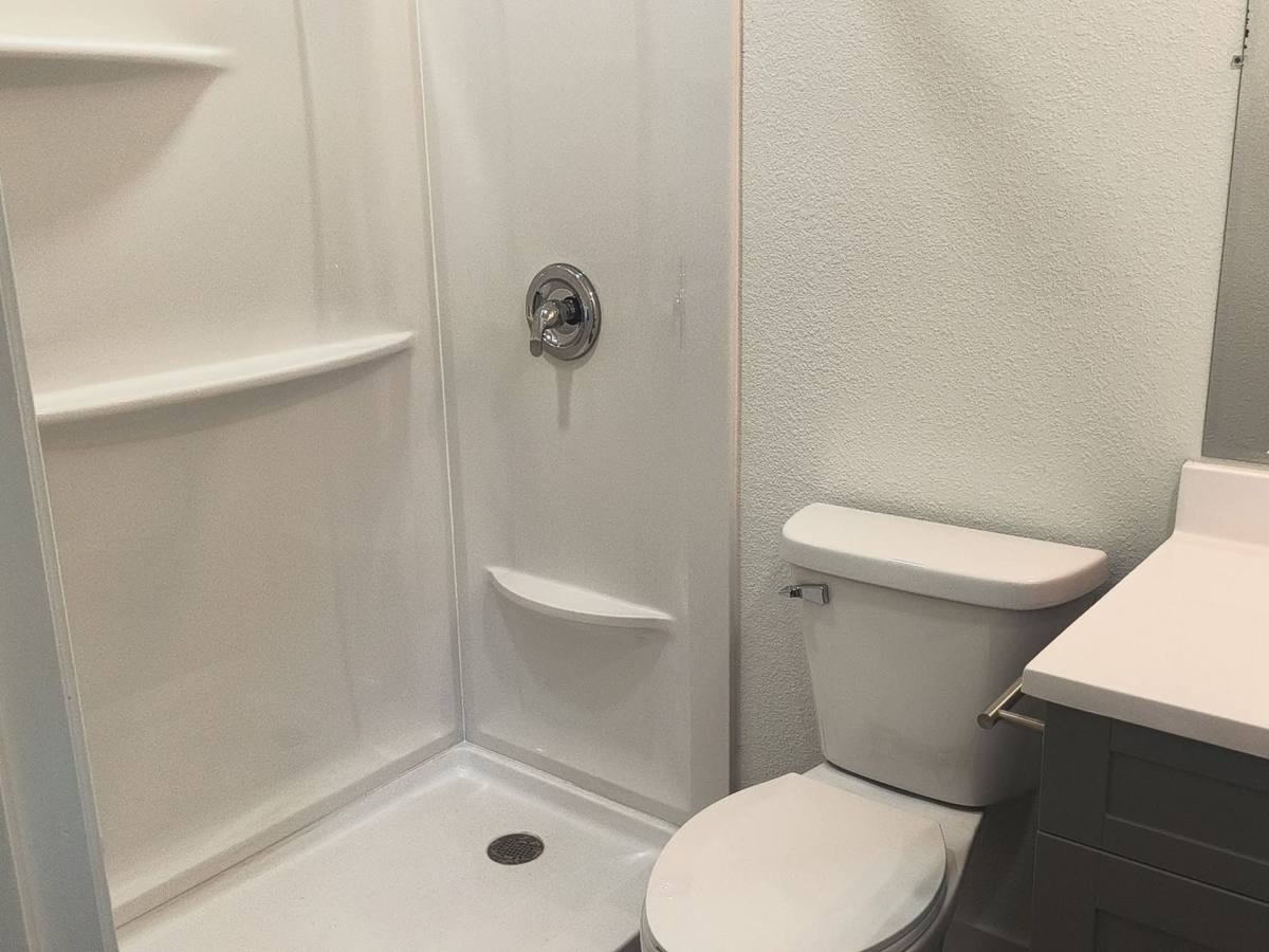 Apartment for rent at 207 Victory Lane, Eldon, MO 65026