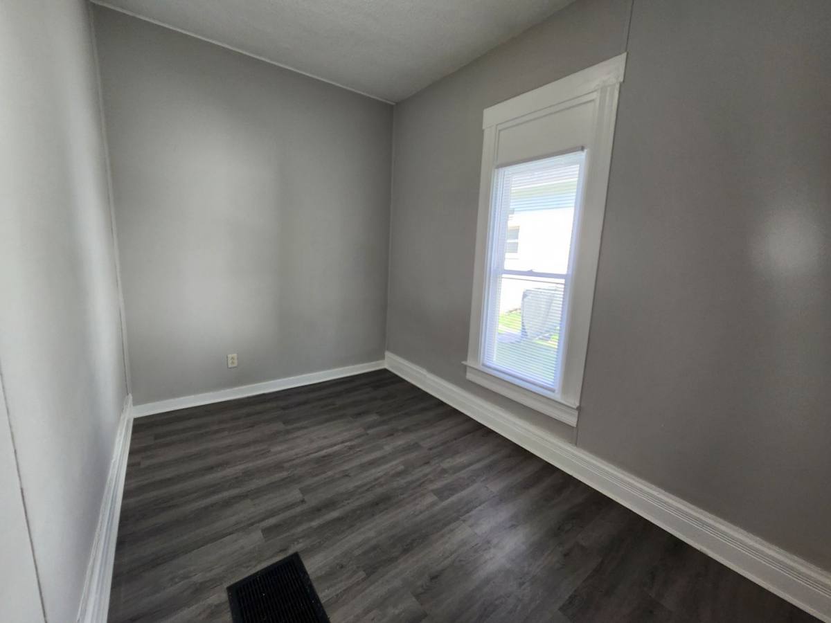 Apartment for rent at 1201 S 7th St, Terre Haute, IN 47802