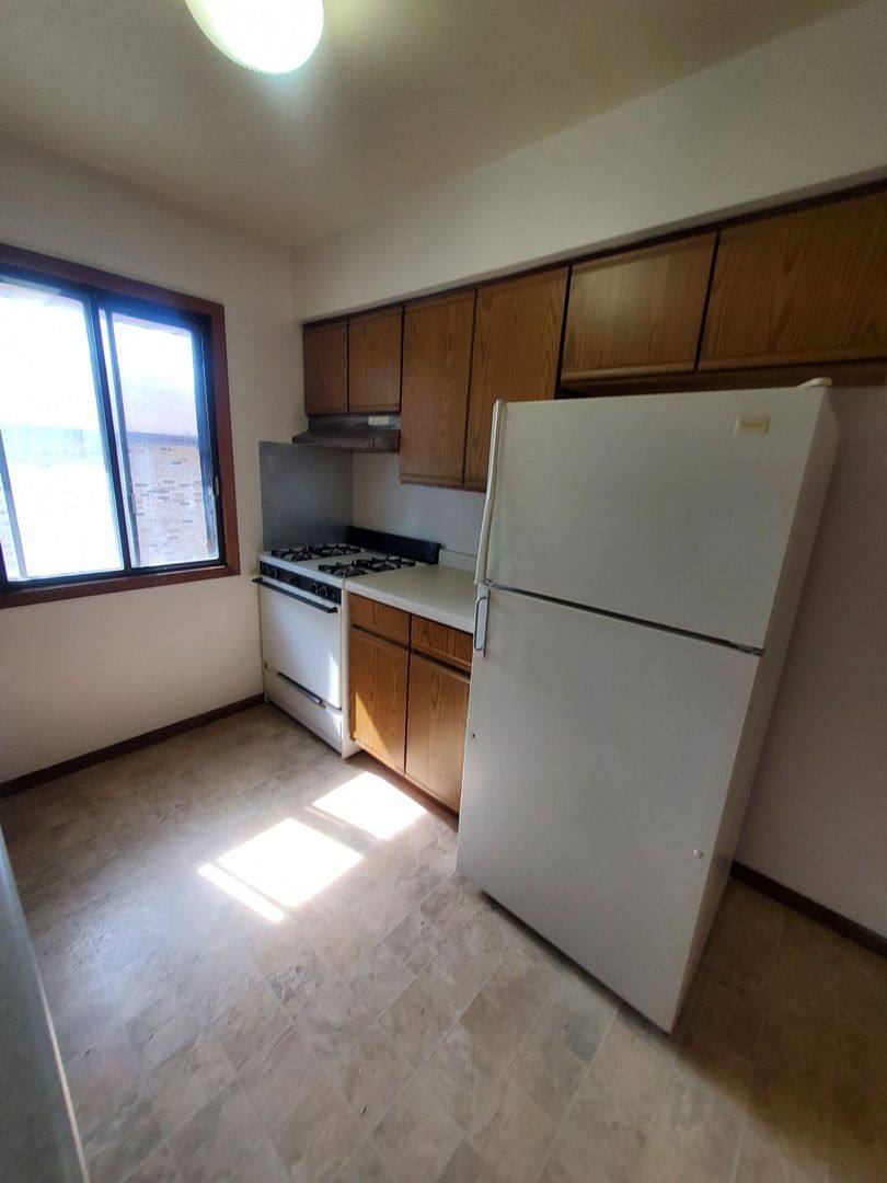 Apartment for rent at 10500 W Fond Du Lac Ave, Milwaukee, WI 53224