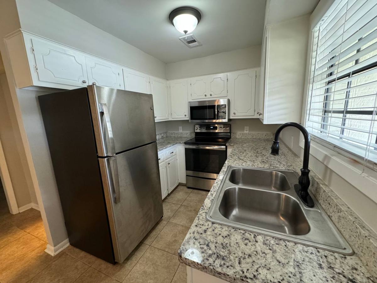 Townhouse for rent at 707 McLarty #A, Oxford, MS 38655