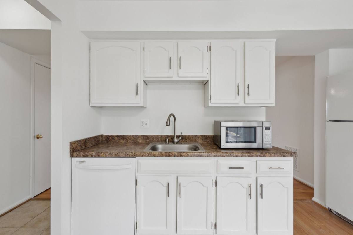 Townhouse for rent at 3940 Bradwater St, Fairfax, VA 22031