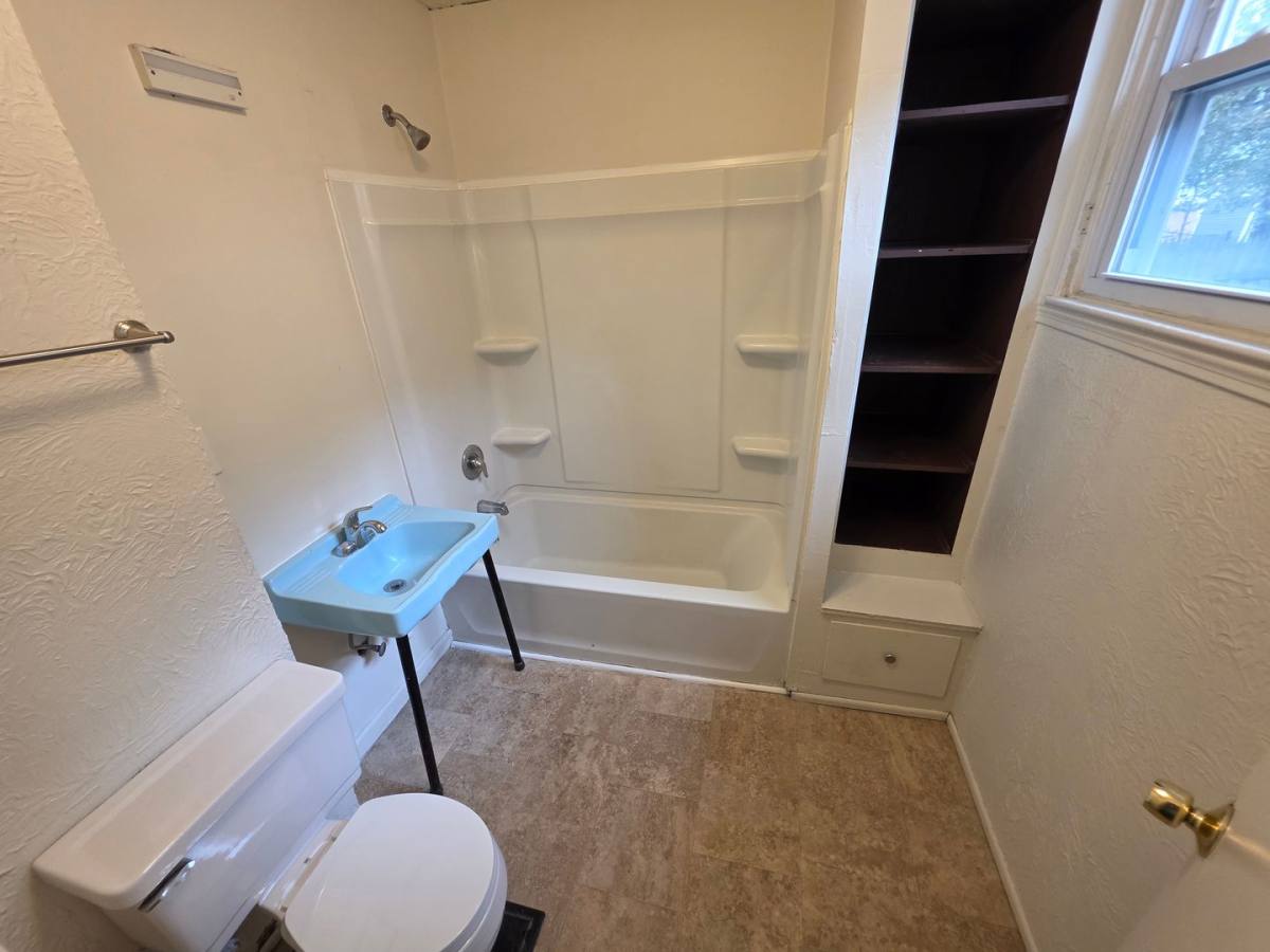 Apartment for rent at 15 Lorenzo St Dn, Rochester, NY 14611