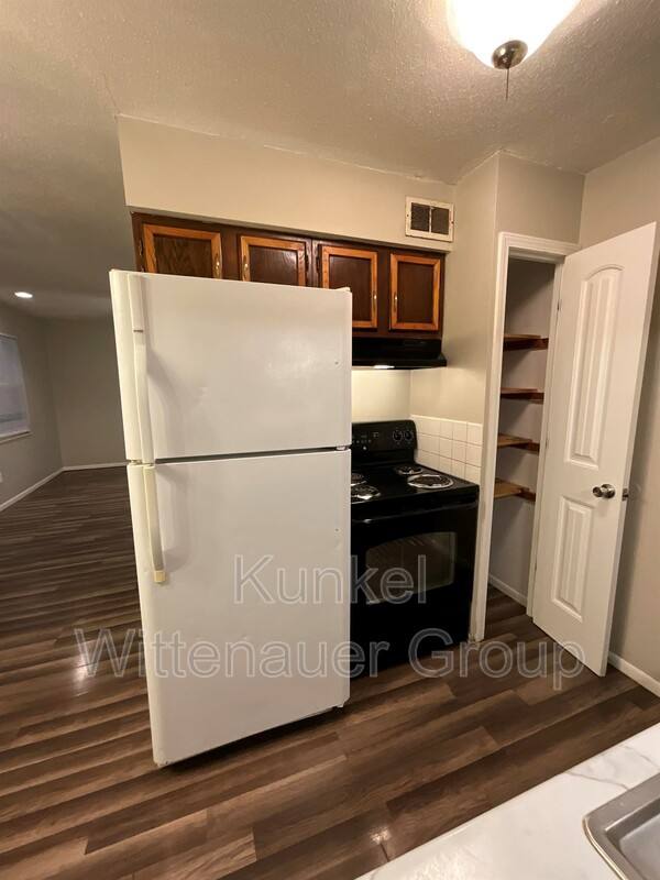 Apartment for rent at 1320-11 N 1st St, Belleville, IL 62226