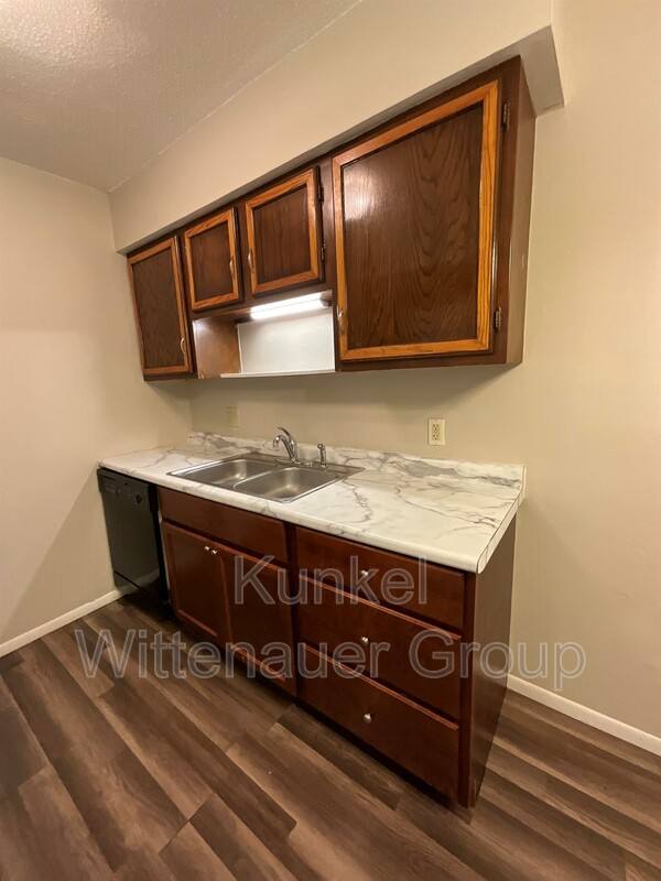 Apartment for rent at 1320-11 N 1st St, Belleville, IL 62226