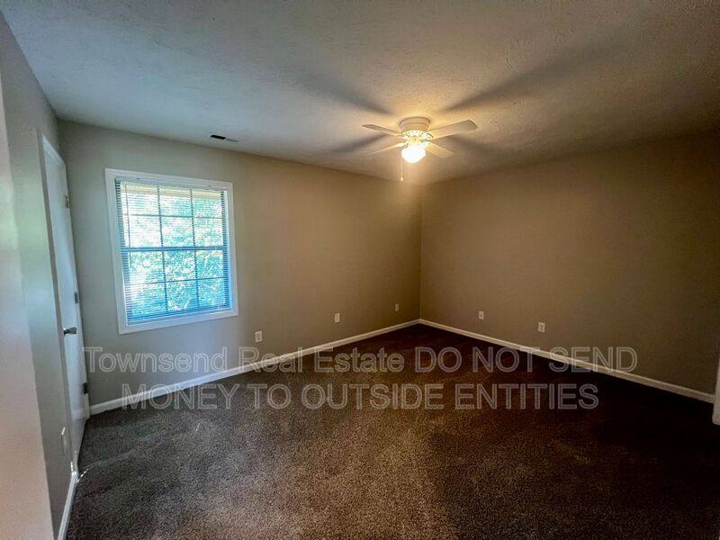 Apartment for rent at 1425D Ireland Dr, Fayetteville, NC 28304