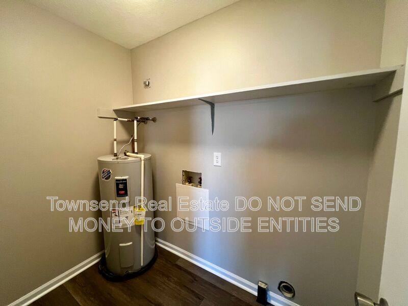 Apartment for rent at 1425D Ireland Dr, Fayetteville, NC 28304