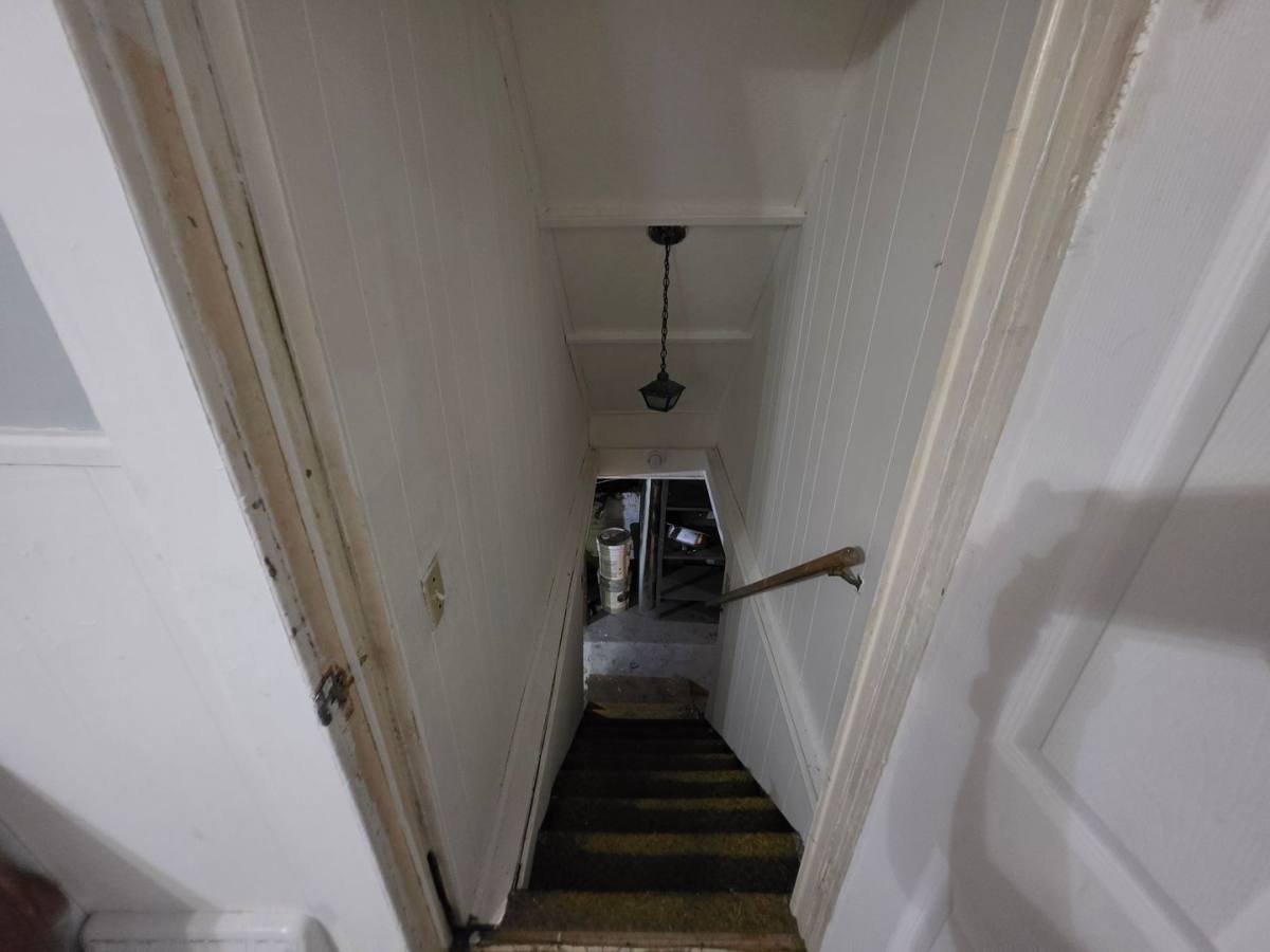 House for rent at 106 W Pine, Springfield, IL 62704