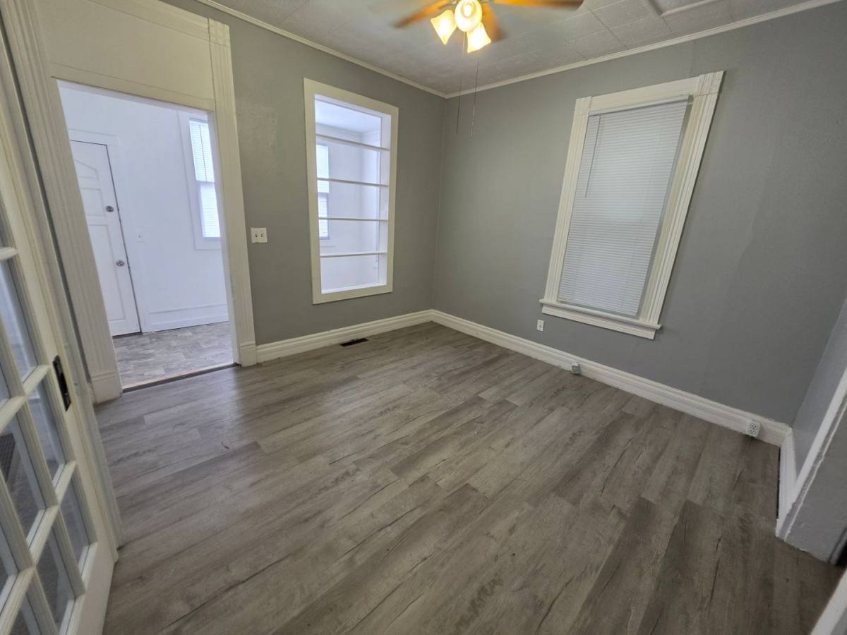 House for rent at 106 W Pine, Springfield, IL 62704