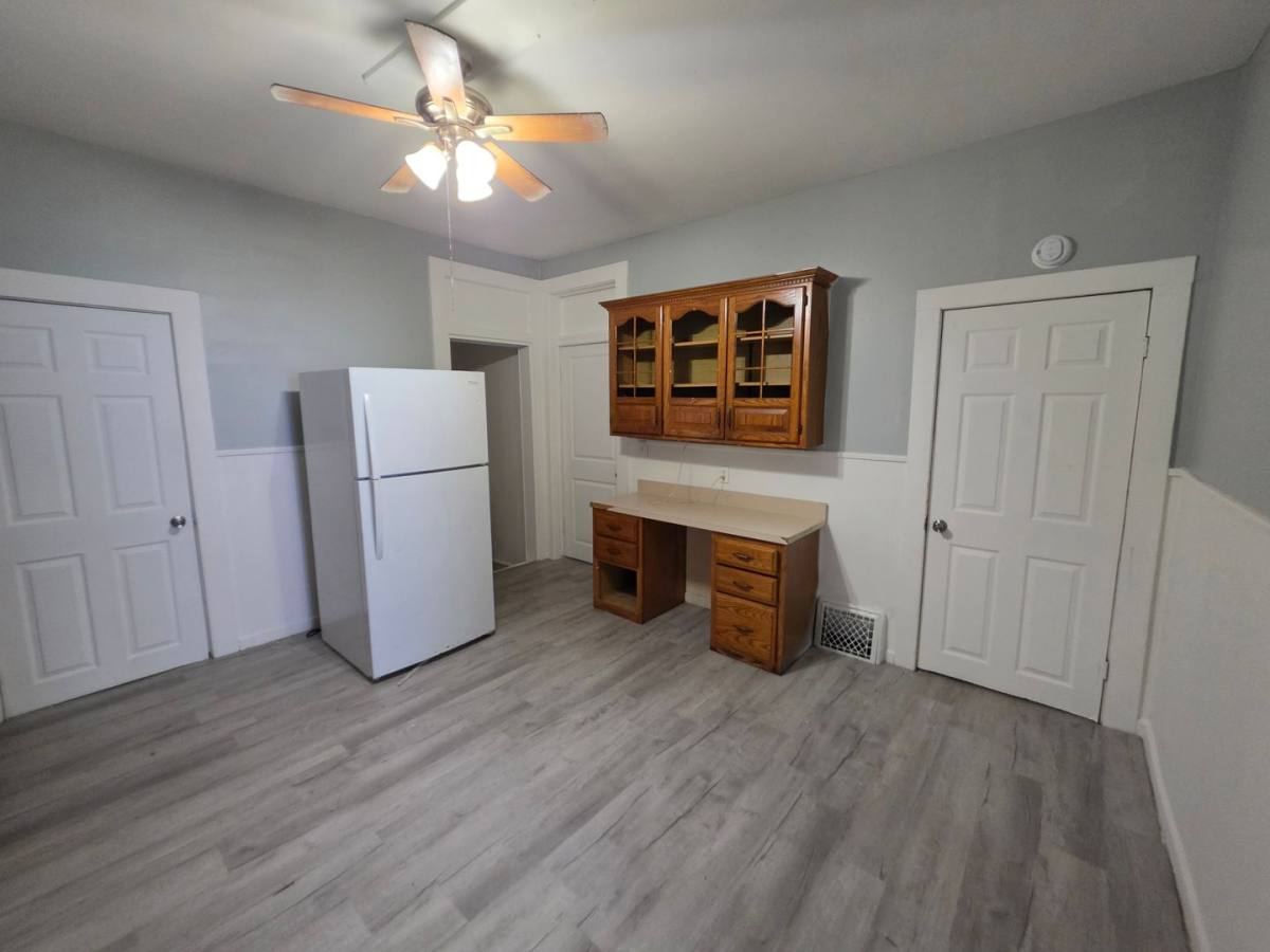 House for rent at 106 W Pine, Springfield, IL 62704