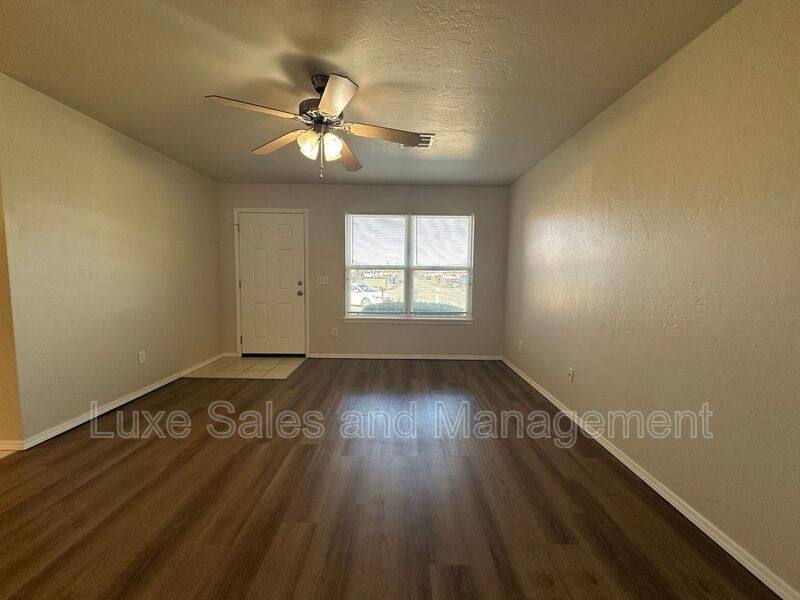 House for rent at 9604 SW 17th St, Oklahoma City, OK 73128