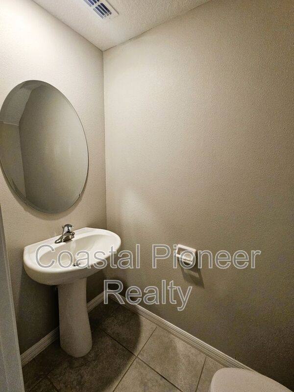 Townhouse for rent at 13251 Dupree Hills Place, Riverview, FL 33579