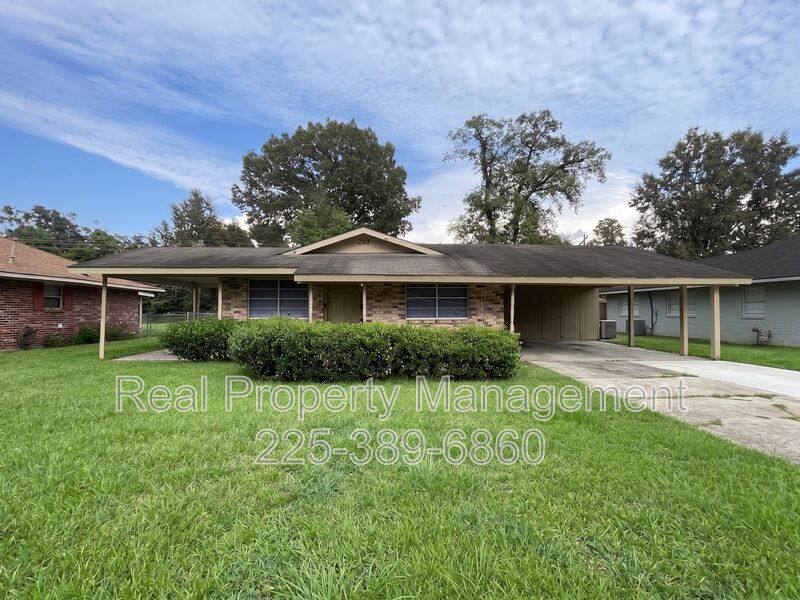 House for rent at 275 W Chalfont Dr, Baton Rouge, LA 70819