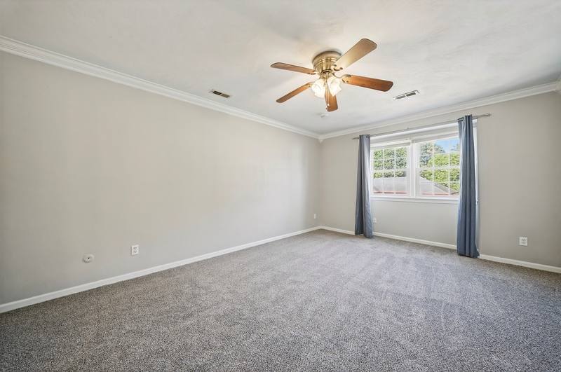 House for rent at 150 Huntington Dr, Virginia Beach, VA 23462