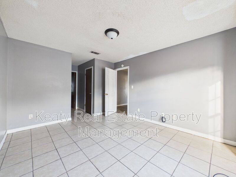 Apartment for rent at 102 Limoges St #C, Duson, LA 70529
