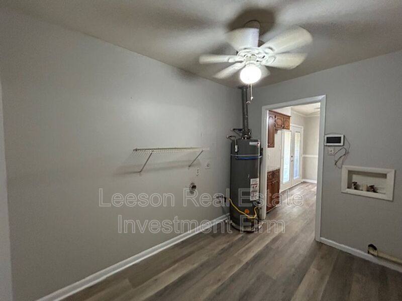 House for rent at 1102 Cloverdale Dr, Shreveport, LA 71118