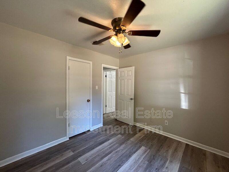 House for rent at 1102 Cloverdale Dr, Shreveport, LA 71118