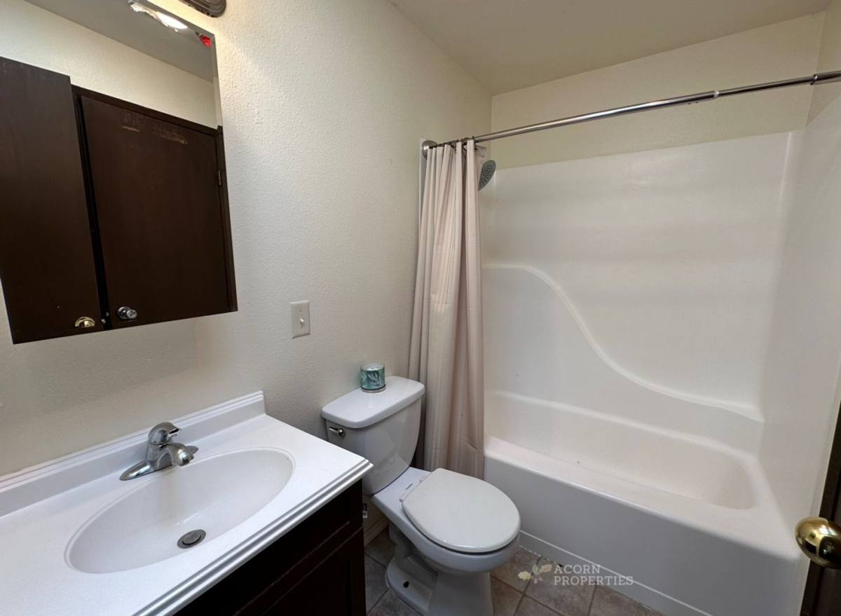 Condo for rent at 902 NE Lindsay St, Coupeville, WA 98239