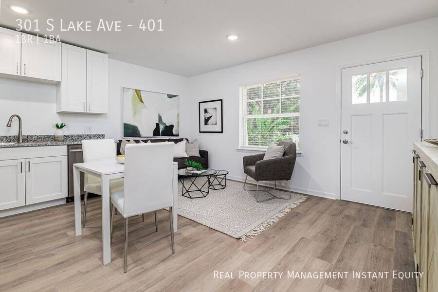 Townhouse for rent at 301 S Lake Ave, Lakeland, FL 33801