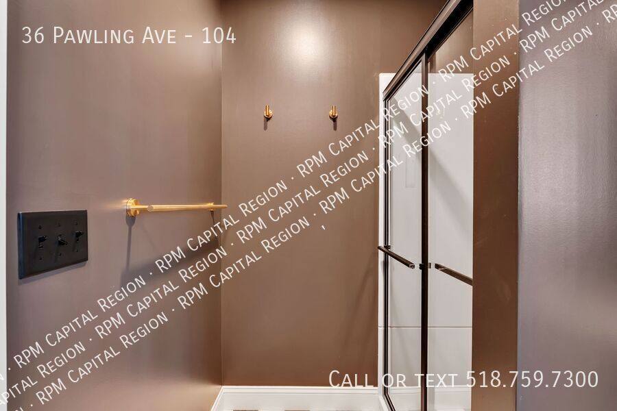 Apartment for rent at 36 Pawling Ave, Troy, NY 12180