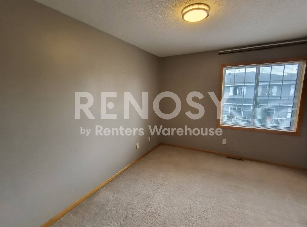 House for rent at 2549 Cobble Hill Court, St. Paul, MN 55125