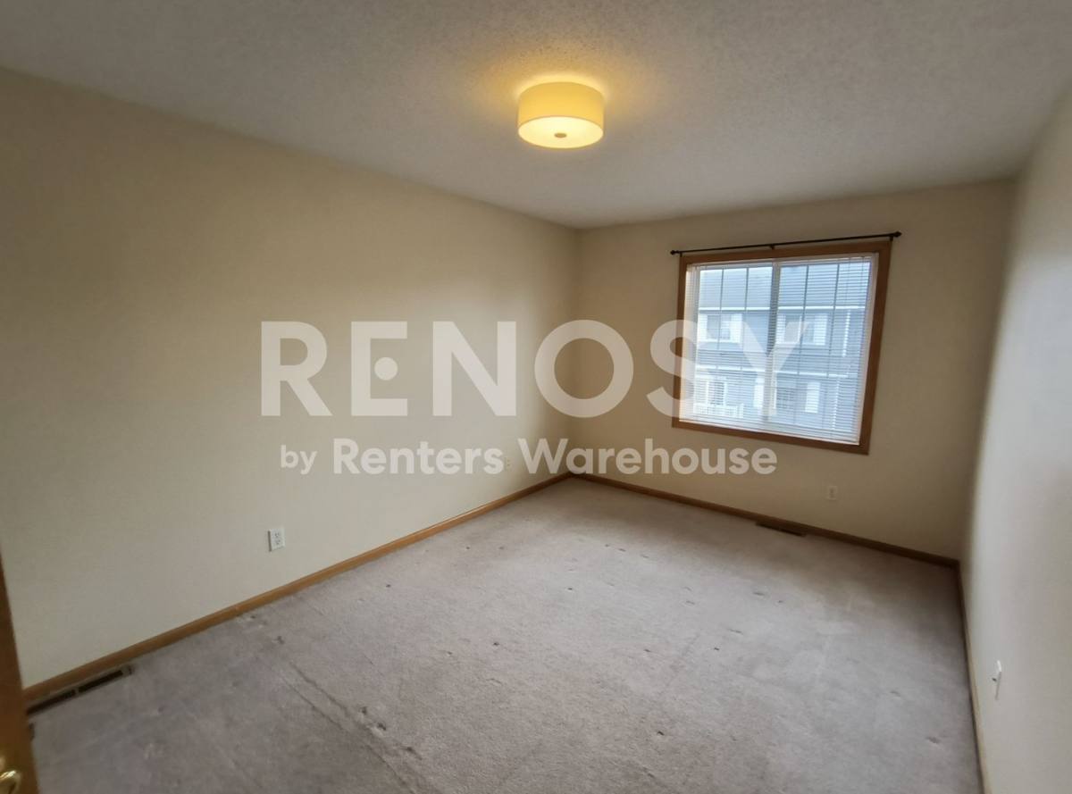 House for rent at 2549 Cobble Hill Court, St. Paul, MN 55125