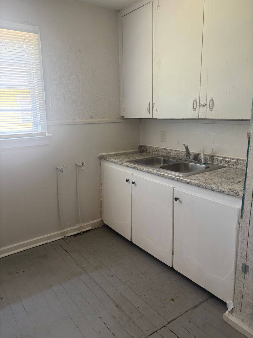 House for rent at 3522 Martin L King Dr, Jackson, MS 39213