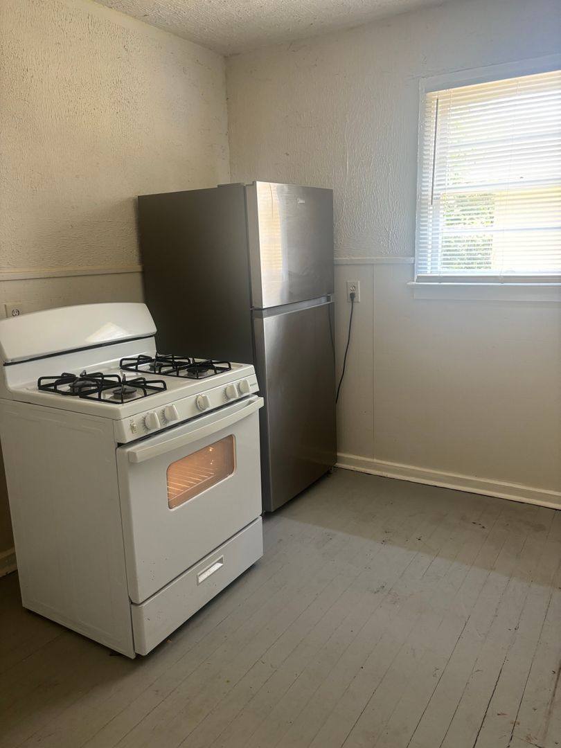 House for rent at 3522 Martin L King Dr, Jackson, MS 39213