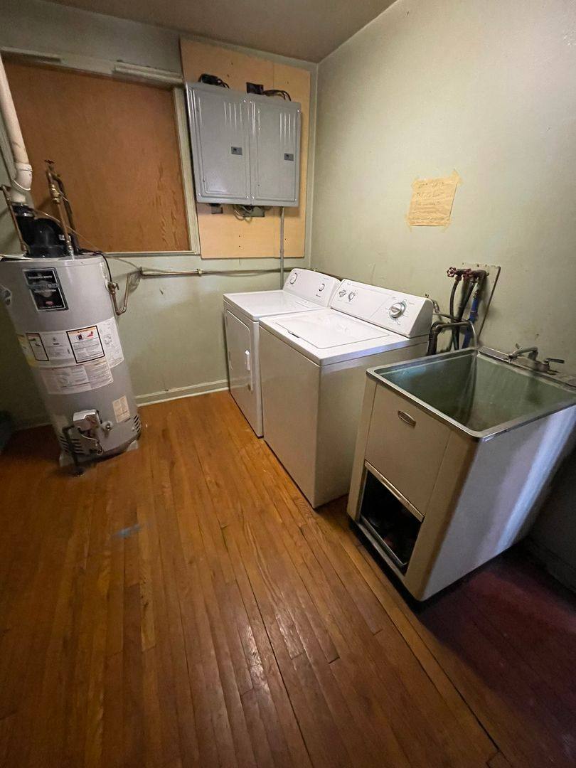 Apartment for rent at 3738 W 12th St, Erie, PA 16505