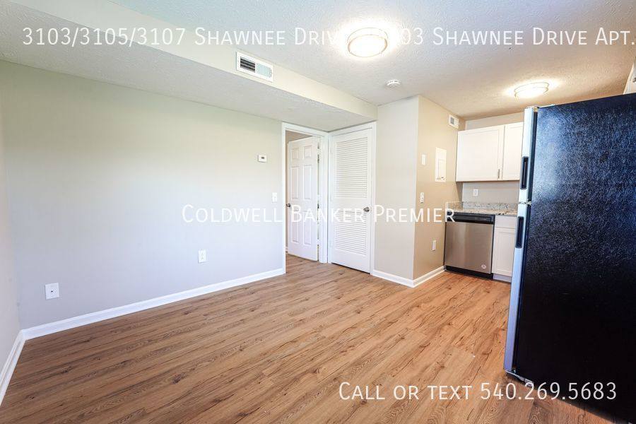 Apartment for rent at 3103 3105 3107 Shawnee Dr #1, Winchester, VA 22601