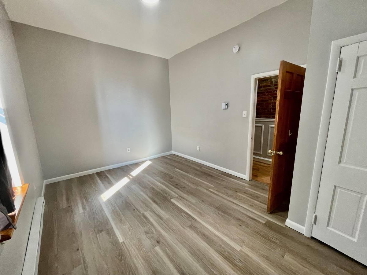 Apartment for rent at 1323 W Butler St - 2nd Floor, Philadelphia, PA 19140