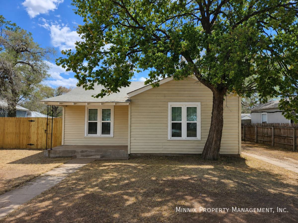 House for rent at 2405 25th St, Lubbock, TX 79411