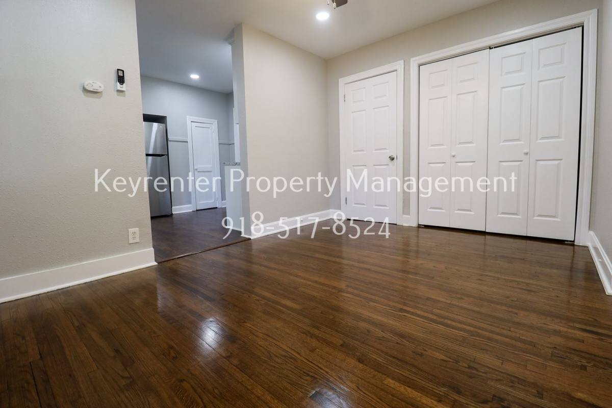 Townhouse for rent at 345 S Zunis Ave, Tulsa, OK 74104