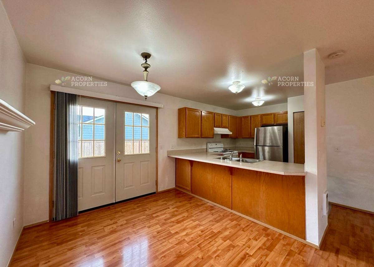 House for rent at 402 NW Meadow Court, Coupeville, WA 98239