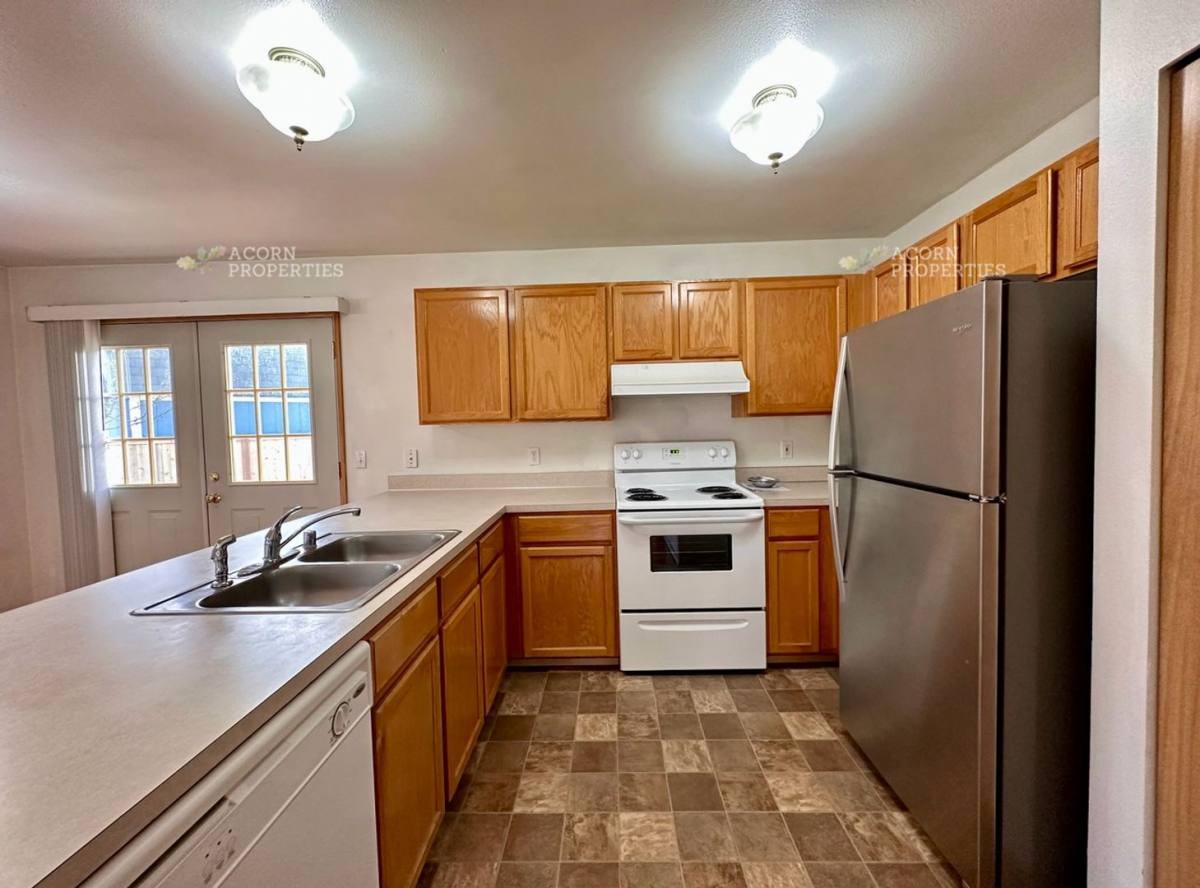 House for rent at 402 NW Meadow Court, Coupeville, WA 98239