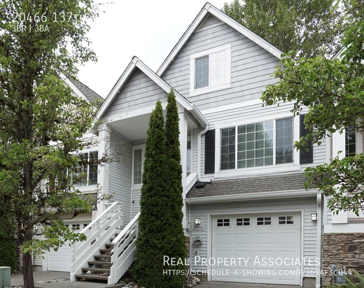 House for rent at 20466 137th Ave SE, Kent, WA 98042