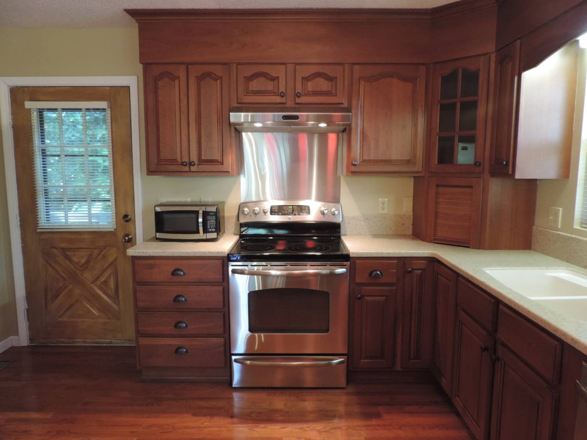 House for rent at 404 Wintergreen Dr, Boone, NC 28607