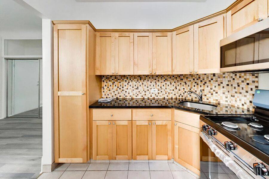 Apartment for rent at 970 Post St #11, San Francisco, CA 94109