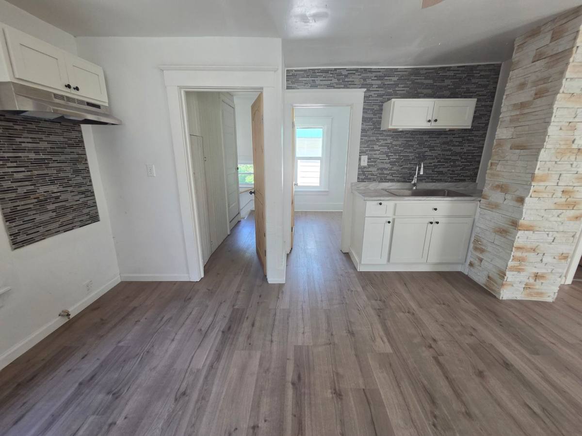 House for rent at 722 E 7th St #2FL, Erie, PA 16503