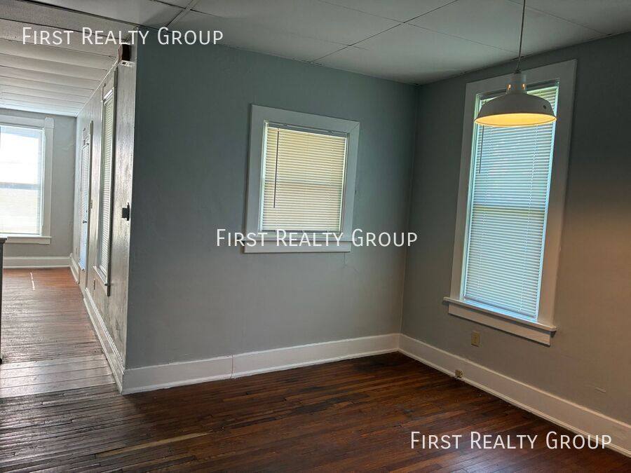 Townhouse for rent at 342 Cincinnati Ave, Xenia, OH 45385