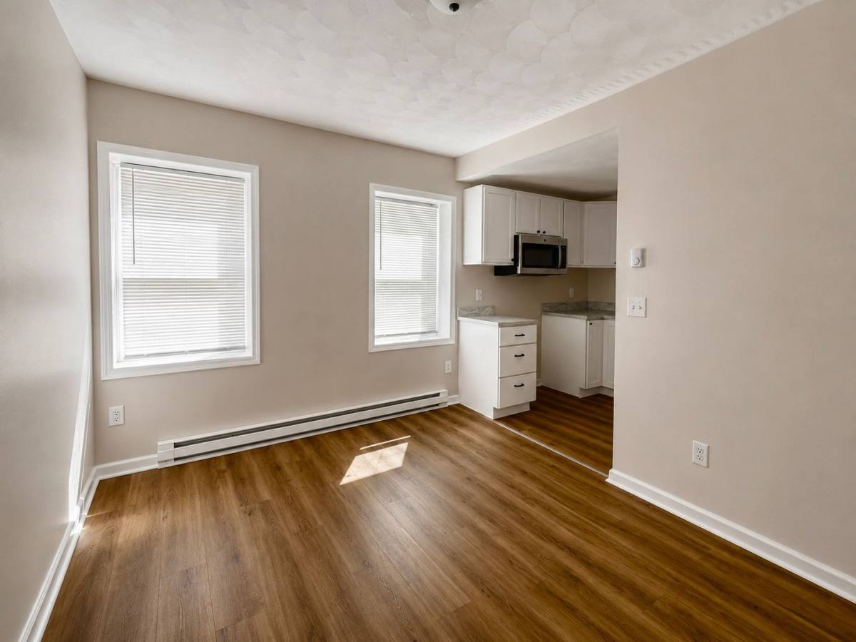Townhouse for rent at 217 E Whitesboro St, Rome, NY 13440