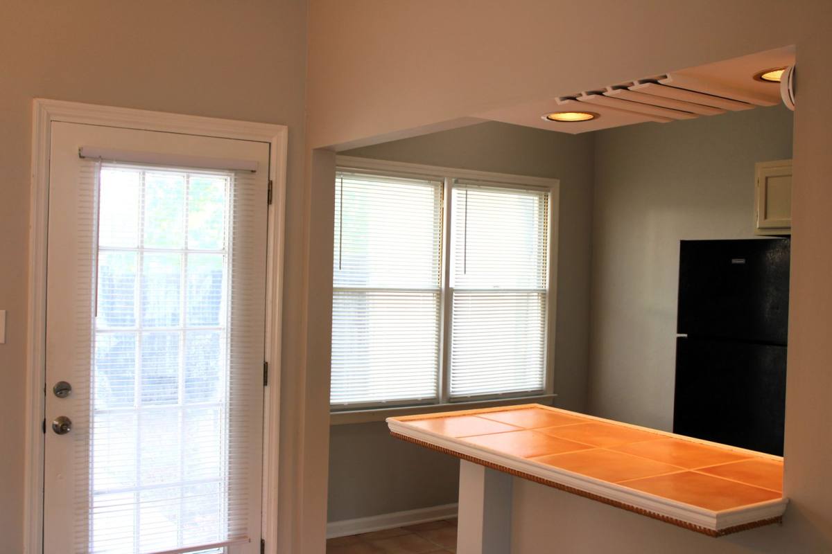 Townhouse for rent at 503 Hillsboro Lane, Helena, AL 35080