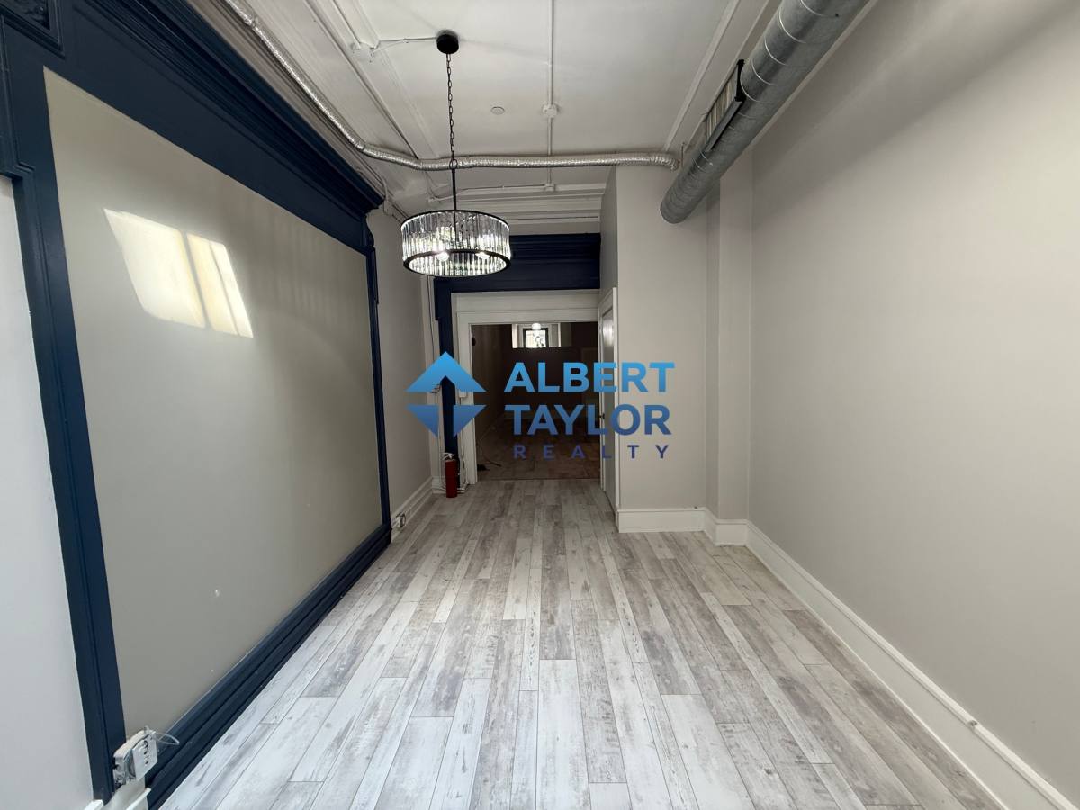 Apartment for rent at 21-27 Temple Place #2R, Boston, MA 02111